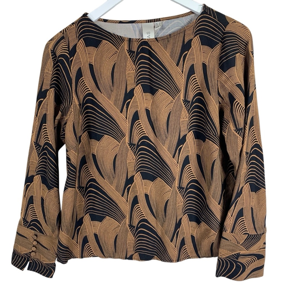 YAS  Black and Tan Patterned Blouse size medium